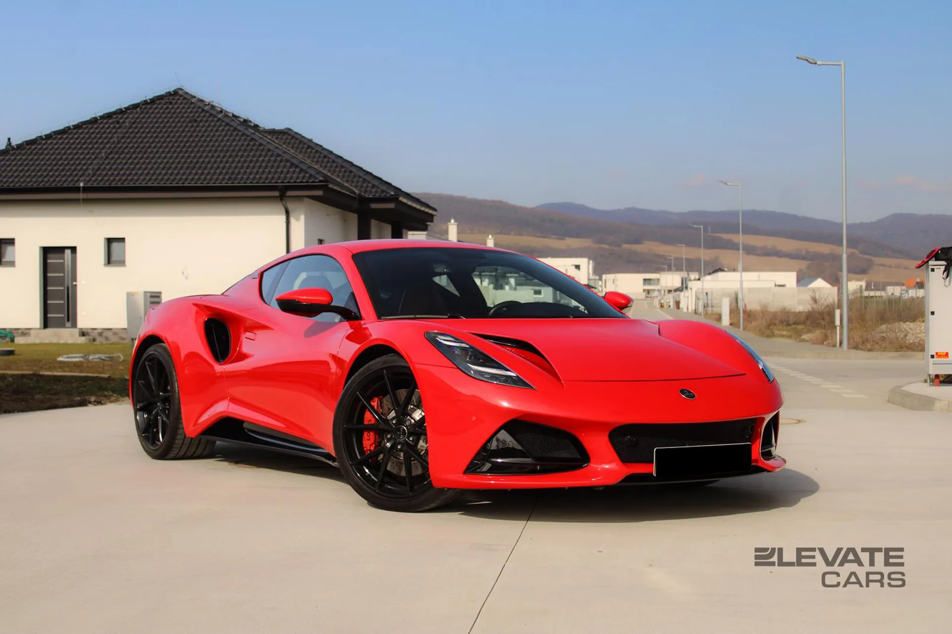 Lotus Emira V6 First Edition - obrázok 1